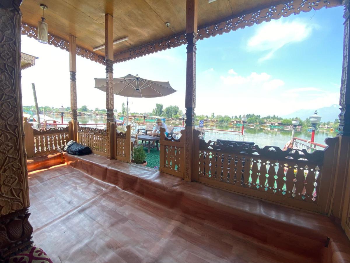Lake Palace Group Of House Boats Srīnagar Esterno foto